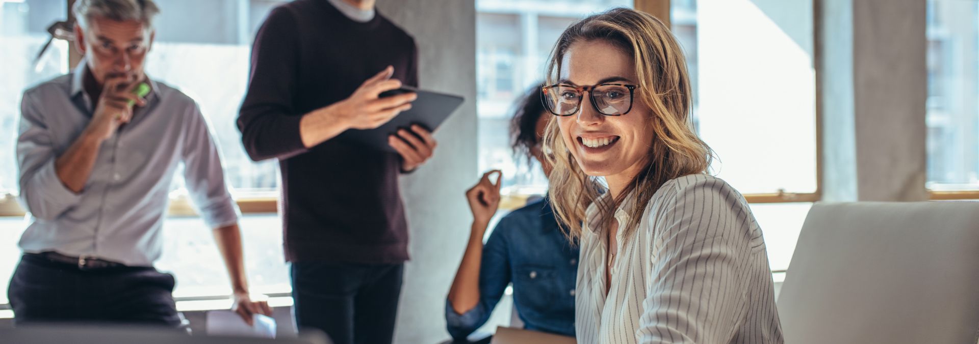 Når beslutningskraft og paradoksledelse mødes