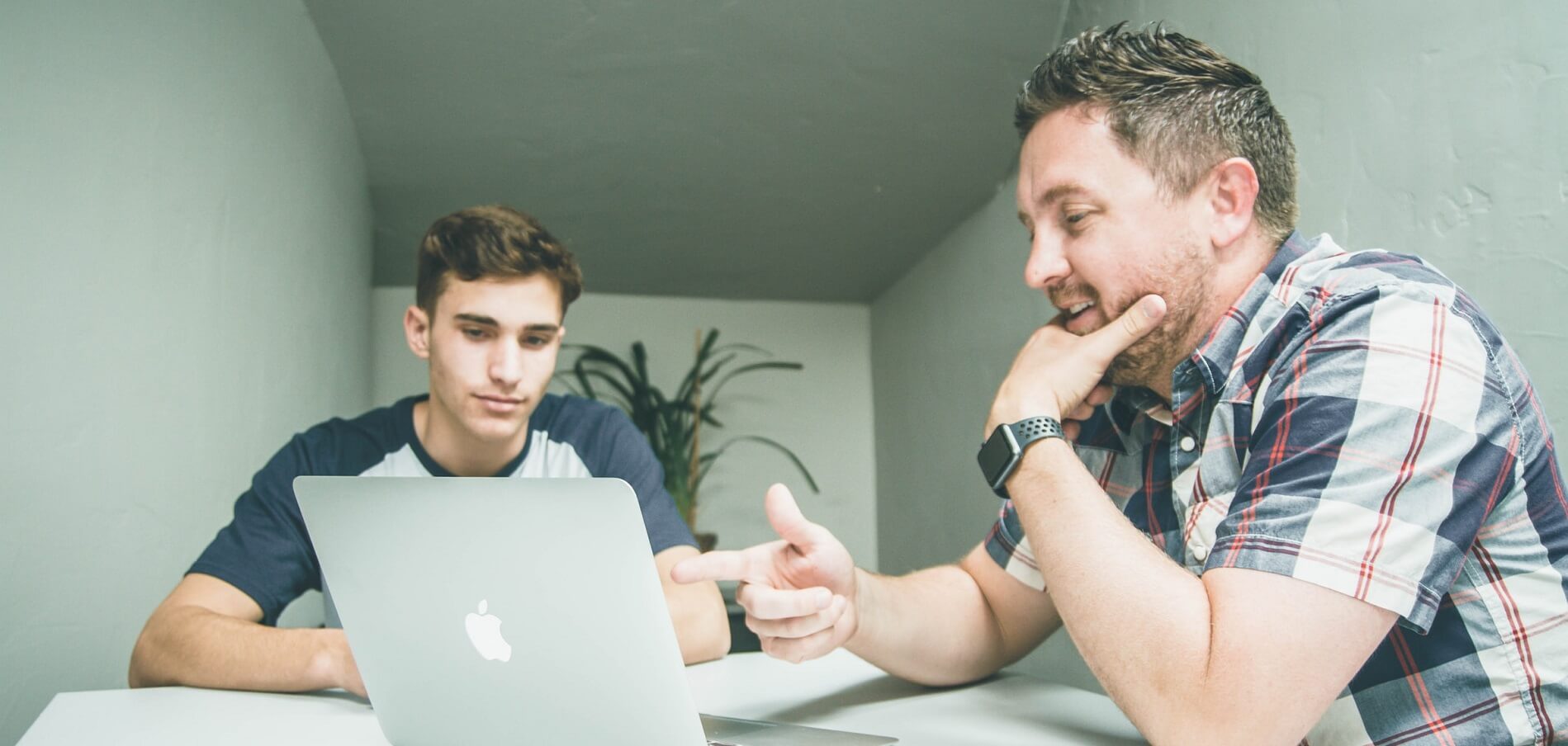 Feedback is a key leadership tool – Learn how to give and receive it effectively.