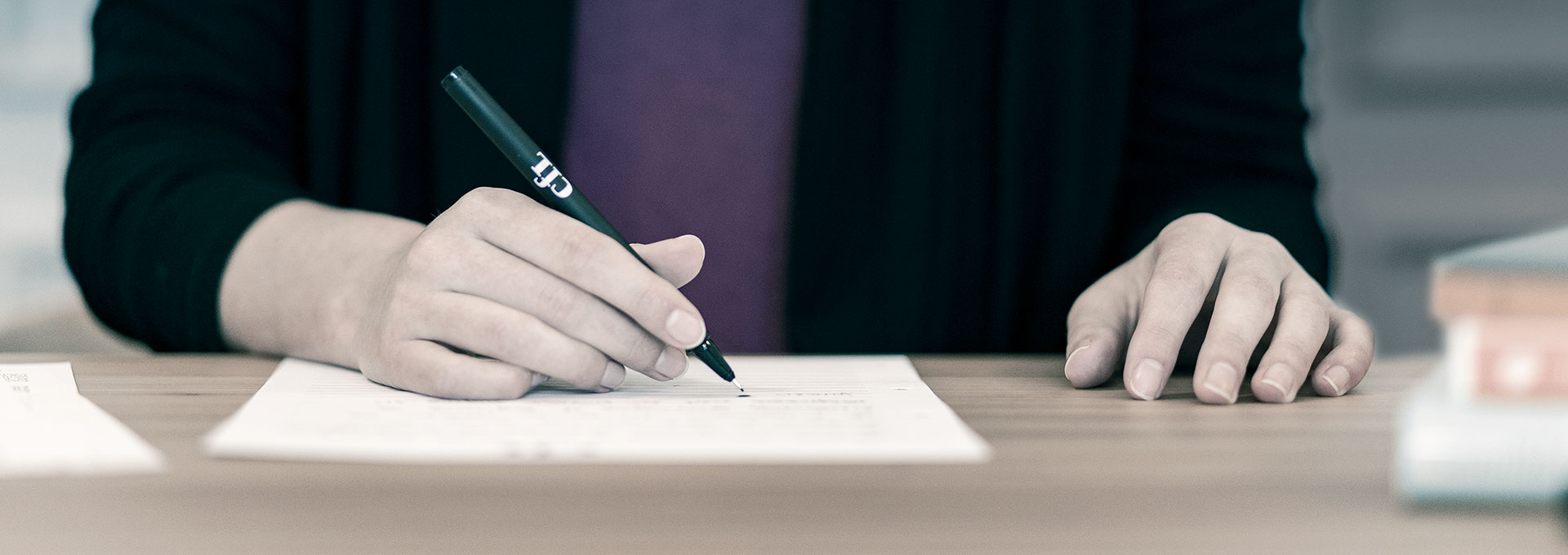 Kan du spotte den bedste kandidat til funktionærjobbet?