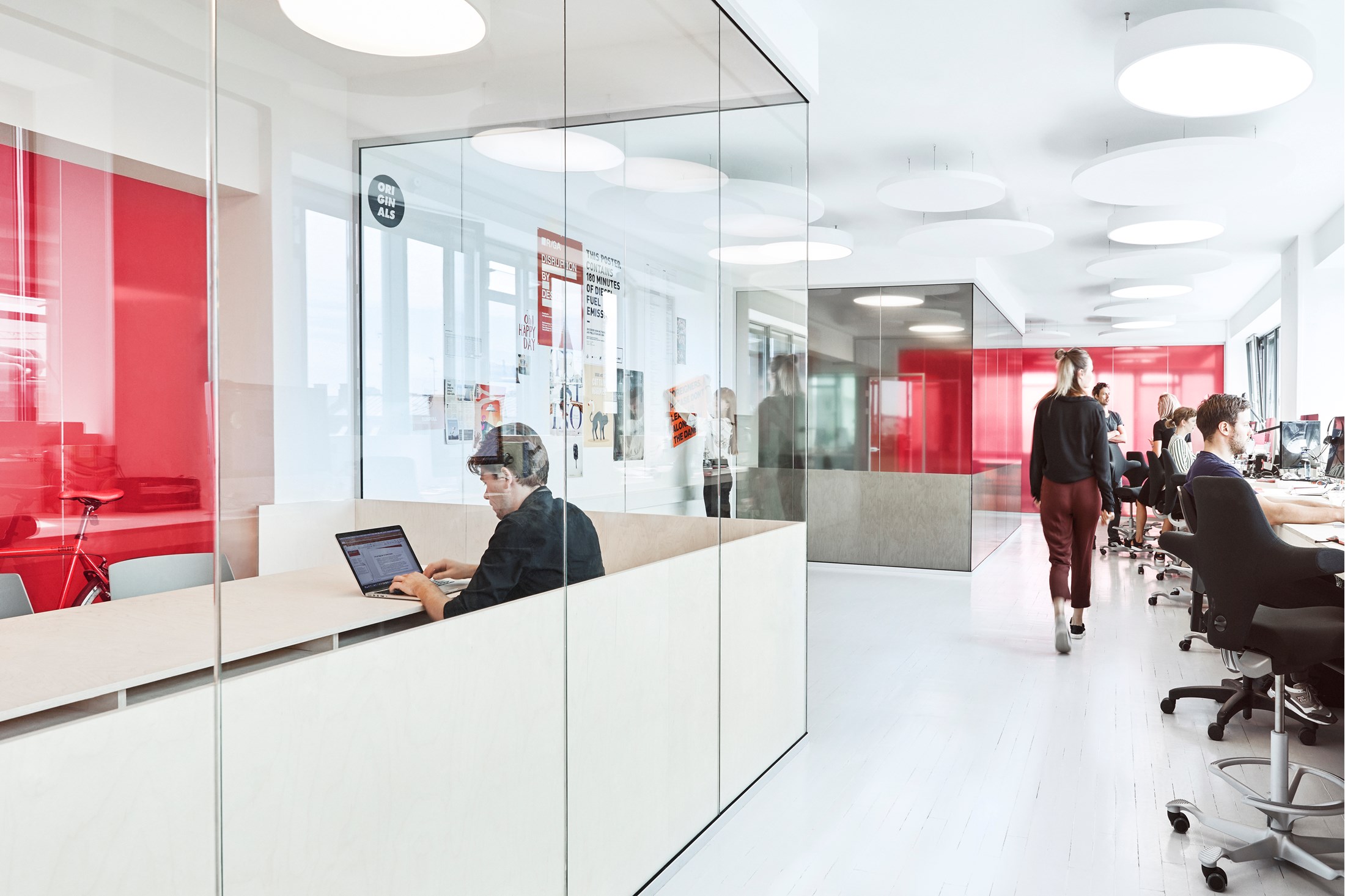 Nu står porten vidt åben for Amazon i Danmark. Og for Jeppe Hamming